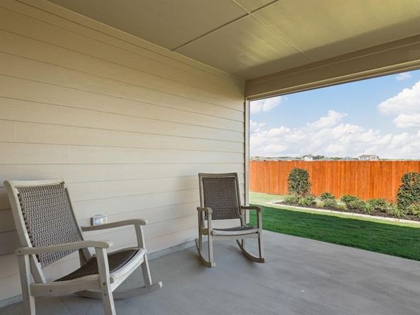 422  LUBBOCK Drive , Azle Texas 76020