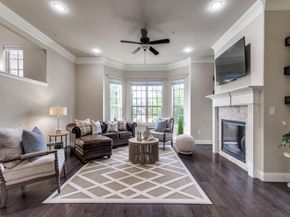 572  Hampshire Drive , Lewisville Texas 75067