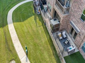 572  Hampshire Drive , Lewisville Texas 75067