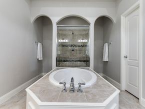 572  Hampshire Drive , Lewisville Texas 75067