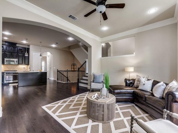 572  Hampshire Drive , Lewisville Texas 75067