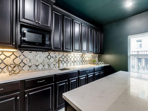 572  Hampshire Drive , Lewisville Texas 75067