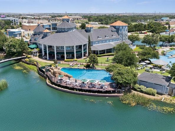 941  Nathanael Greene Court , Aubrey Texas 76227