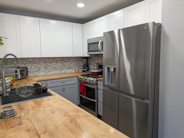 2507  Carriage Place , Arlington Texas 76014