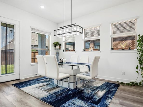 2806  Garrett Drive , Highland Village Texas 75077