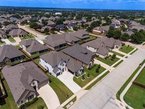 2806  Garrett Drive , Highland Village Texas 75077