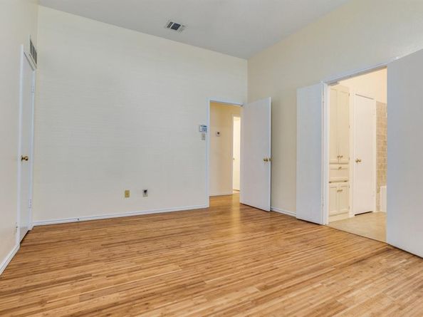 2218  Overview Lane , Garland Texas 75044