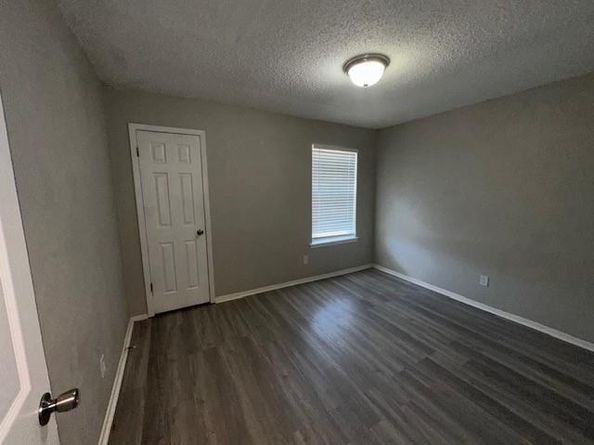 512  Mesa Court , Saginaw Texas 76179
