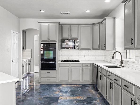 1441  Dimmit Drive , Carrollton Texas 75010