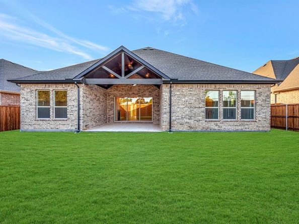 5675  Taylor Trail , Arlington Texas 76017