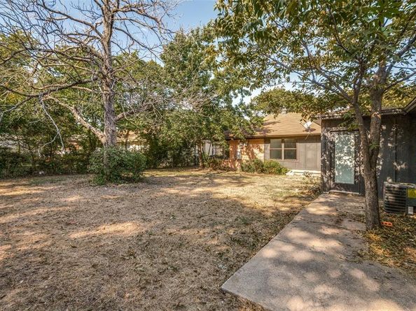 2622  Wynnewood Drive , Dallas Texas 75224