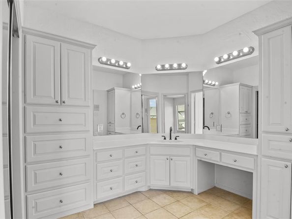 7910  Fair Oaks Avenue , Dallas Texas 75231