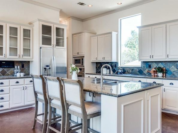 7910  Fair Oaks Avenue , Dallas Texas 75231