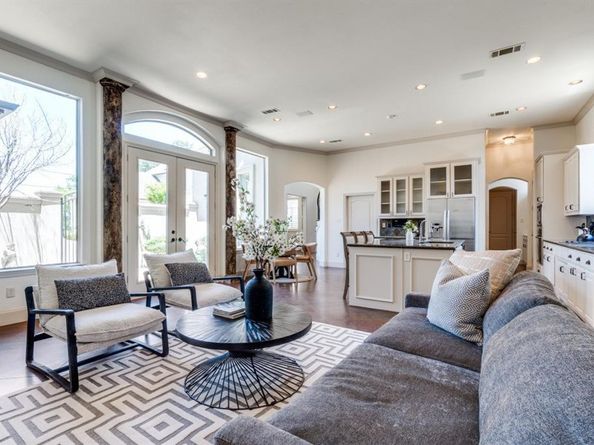 7910  Fair Oaks Avenue , Dallas Texas 75231