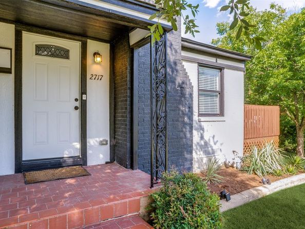 2717  El Tivoli Drive , Dallas Texas 75211