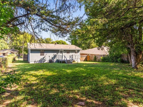 2514  Kirkley Street , Dallas Texas 75241