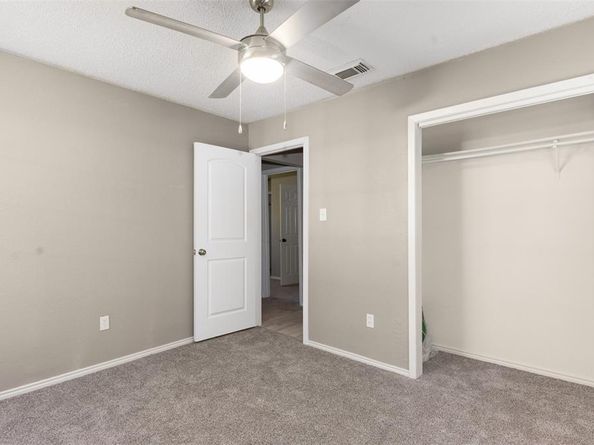 2514  Kirkley Street , Dallas Texas 75241