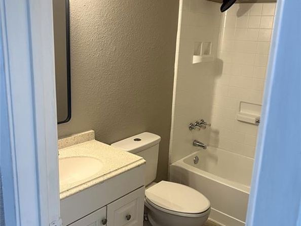 2514  Kirkley Street , Dallas Texas 75241