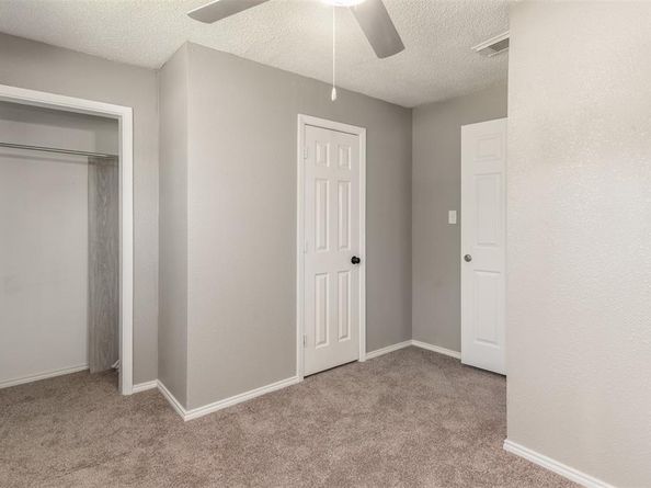2514  Kirkley Street , Dallas Texas 75241