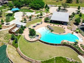 10874  Smoky Oak Trail , Flower Mound Texas 76226