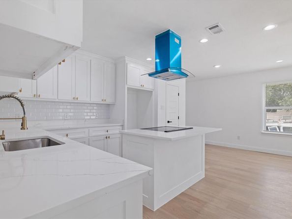 3600  Gordon Avenue , Fort Worth Texas 76110