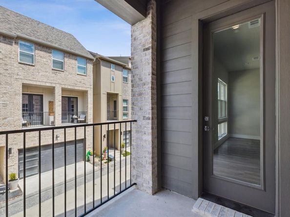 2535  Carolwood Lane , Dallas Texas 75212