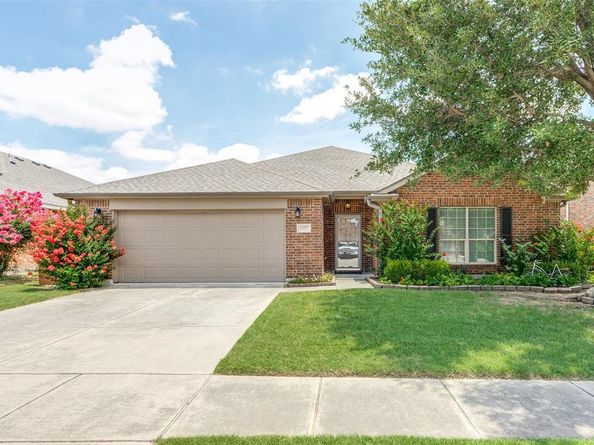 1097  Oakbrook Street , Prosper Texas 75078