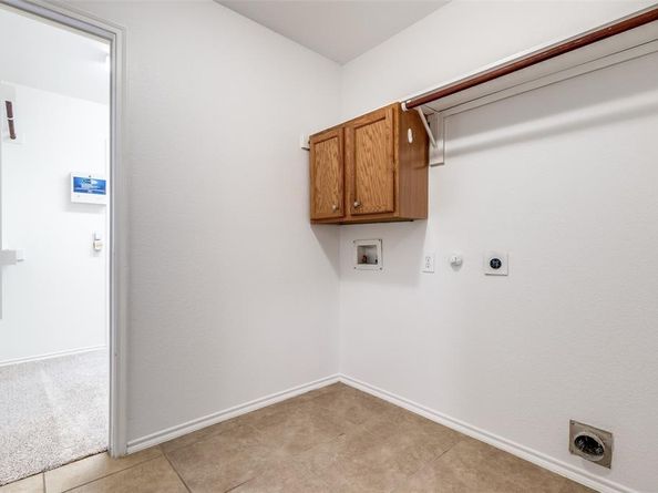 1097  Oakbrook Street , Prosper Texas 75078