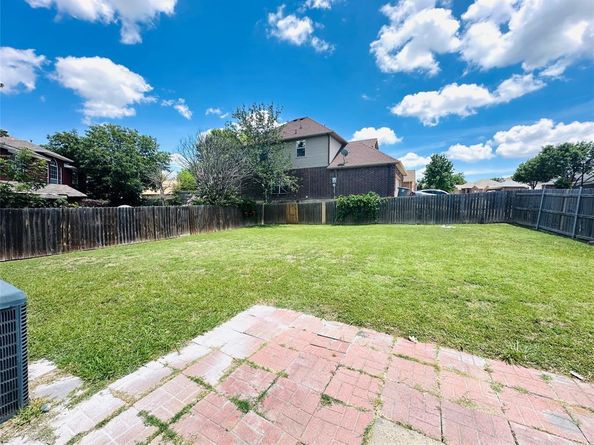 5903  Naravista Drive , Dallas Texas 75249