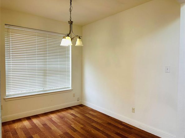 5903  Naravista Drive , Dallas Texas 75249