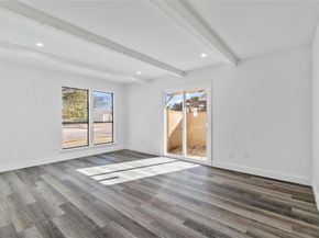 5326  Creek Valley Drive , Arlington Texas 76018