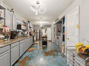 2010  Gross Road , Dallas Texas 75228