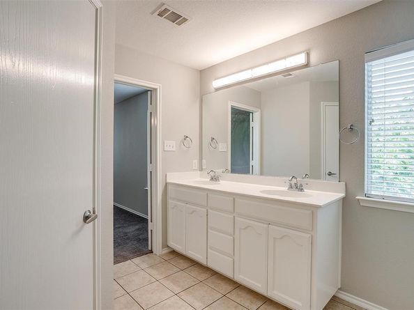 5831  Melanie Court , Fort Worth Texas 76131