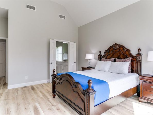 412  Red Castle Drive , Lewisville Texas 75056
