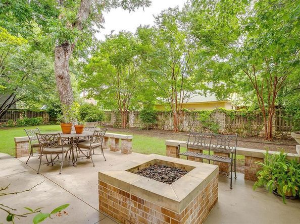 1945  Chatburn Court , Fort Worth Texas 76110
