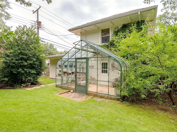 1945  Chatburn Court , Fort Worth Texas 76110