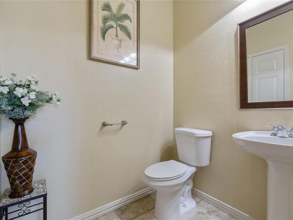 1003  Stonebrook Drive , Grand Prairie Texas 75052