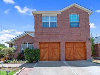 1003  Stonebrook Drive 