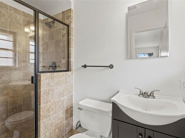 1508  Ross Avenue , Carrollton Texas 75006