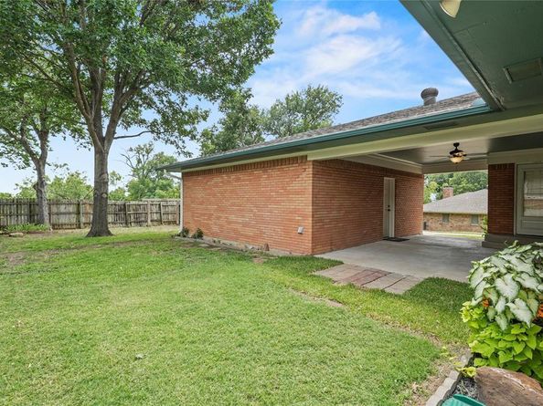 1508  Ross Avenue , Carrollton Texas 75006