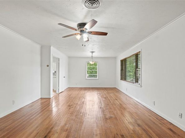 1508  Ross Avenue , Carrollton Texas 75006