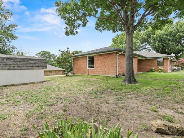1508  Ross Avenue , Carrollton Texas 75006