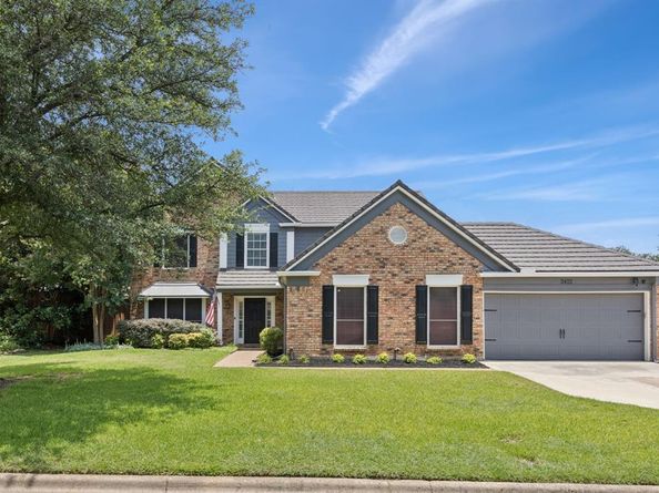 3412  Glade Creek  , Hurst Texas 76054
