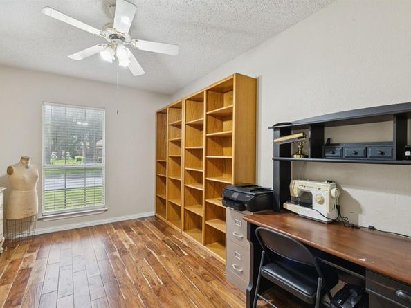 3412  Glade Creek  , Hurst Texas 76054