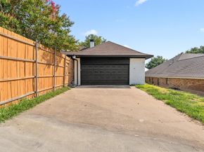 3005  Club Hill Drive , Garland Texas 75043