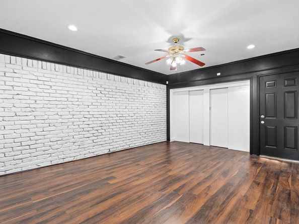 3005  Club Hill Drive , Garland Texas 75043