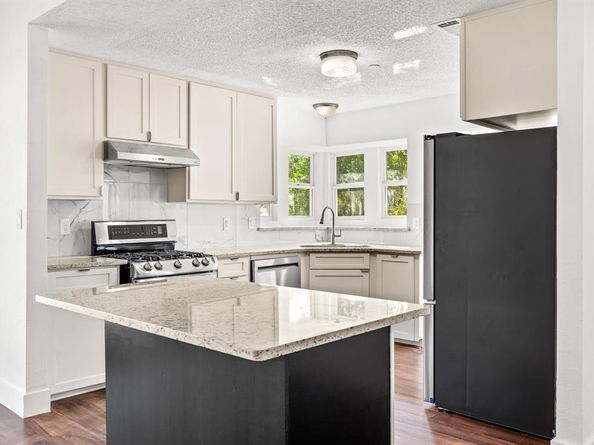 3005  Club Hill Drive , Garland Texas 75043