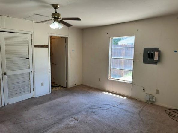 611 S Ruddell Street , Denton Texas 76205