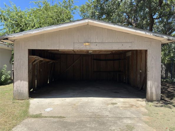 611 S Ruddell Street , Denton Texas 76205