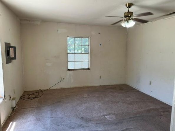 611 S Ruddell Street , Denton Texas 76205